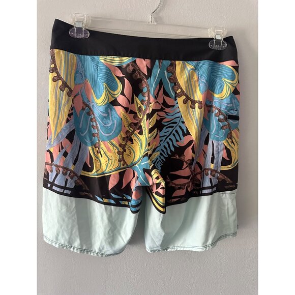 Patagonia‎ Size 32 Swim Trunks Board Shirts Bathing Suit - Picture 3 of 5